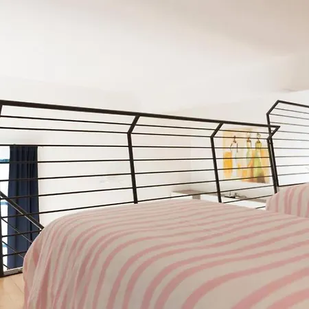 Loft 1-2-3, In Centro, Con Giardino, A 150 M Dal Mare Apartment *